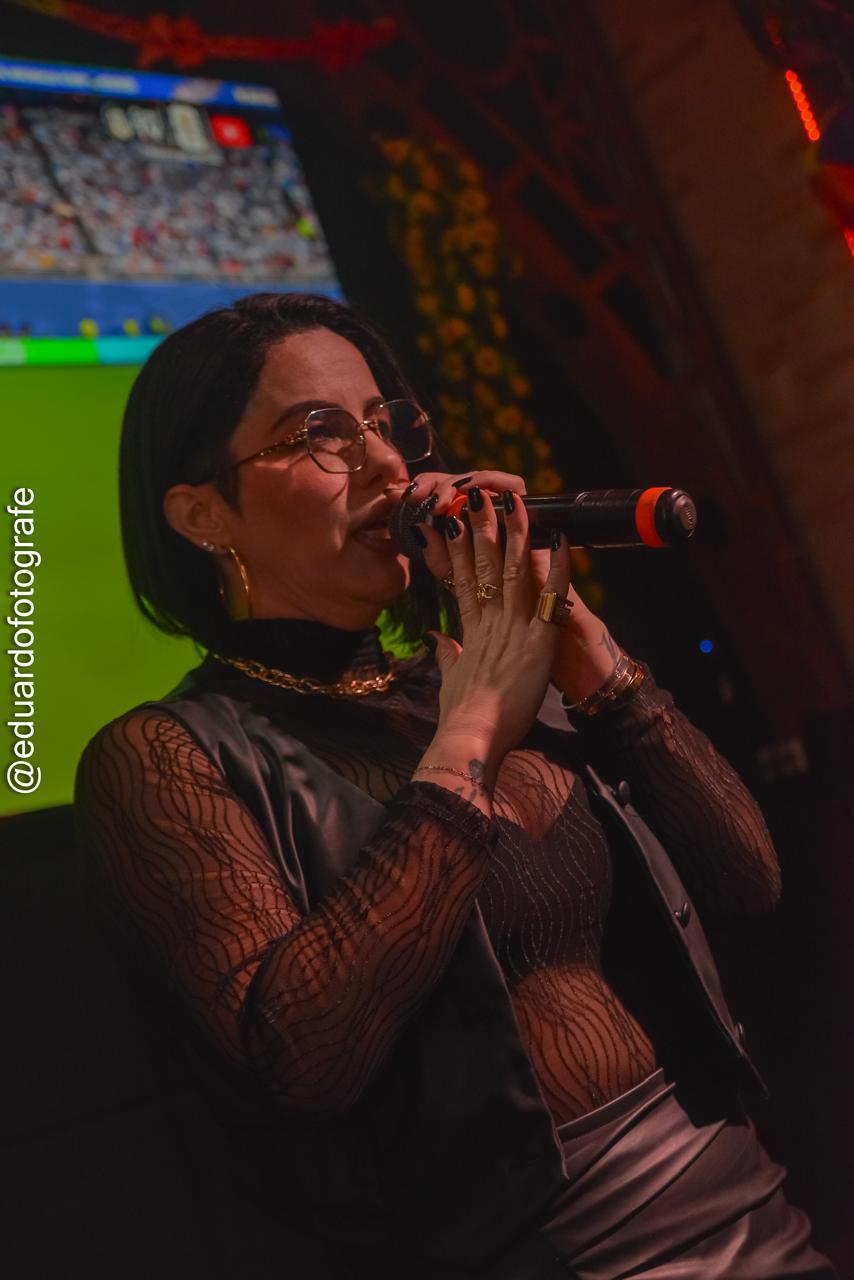 Victória Maia Apresentação